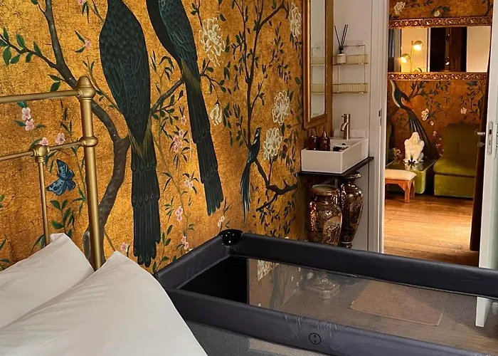 Bed & Breakfast Beautiful With Asian Style Bedroom Near Rai & Center 4*