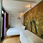 Beautiful With Asian Style Bedroom Near Rai & Center 4*
