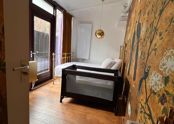 Beautiful With Asian Style Bedroom Near Rai & Center Bed & Breakfast 4*