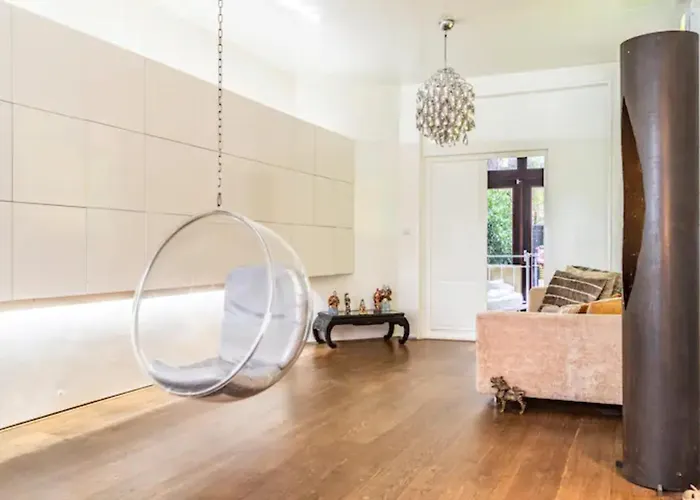 Beautiful With Asian Style Bedroom Near Rai & Center 4*