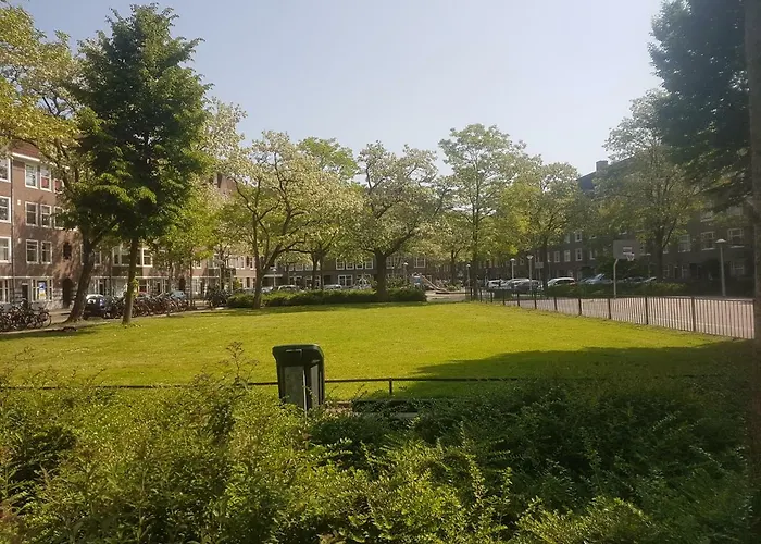 Beautiful With Asian Style Bedroom Near Rai & Center Amsterdam